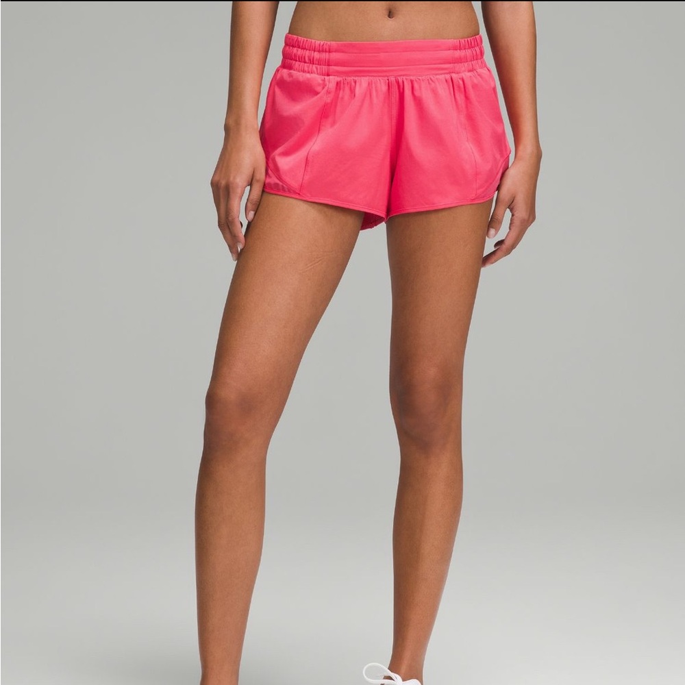Lululemon Hotty Hot Low Rise Shorts 2.5” Glaze Pink